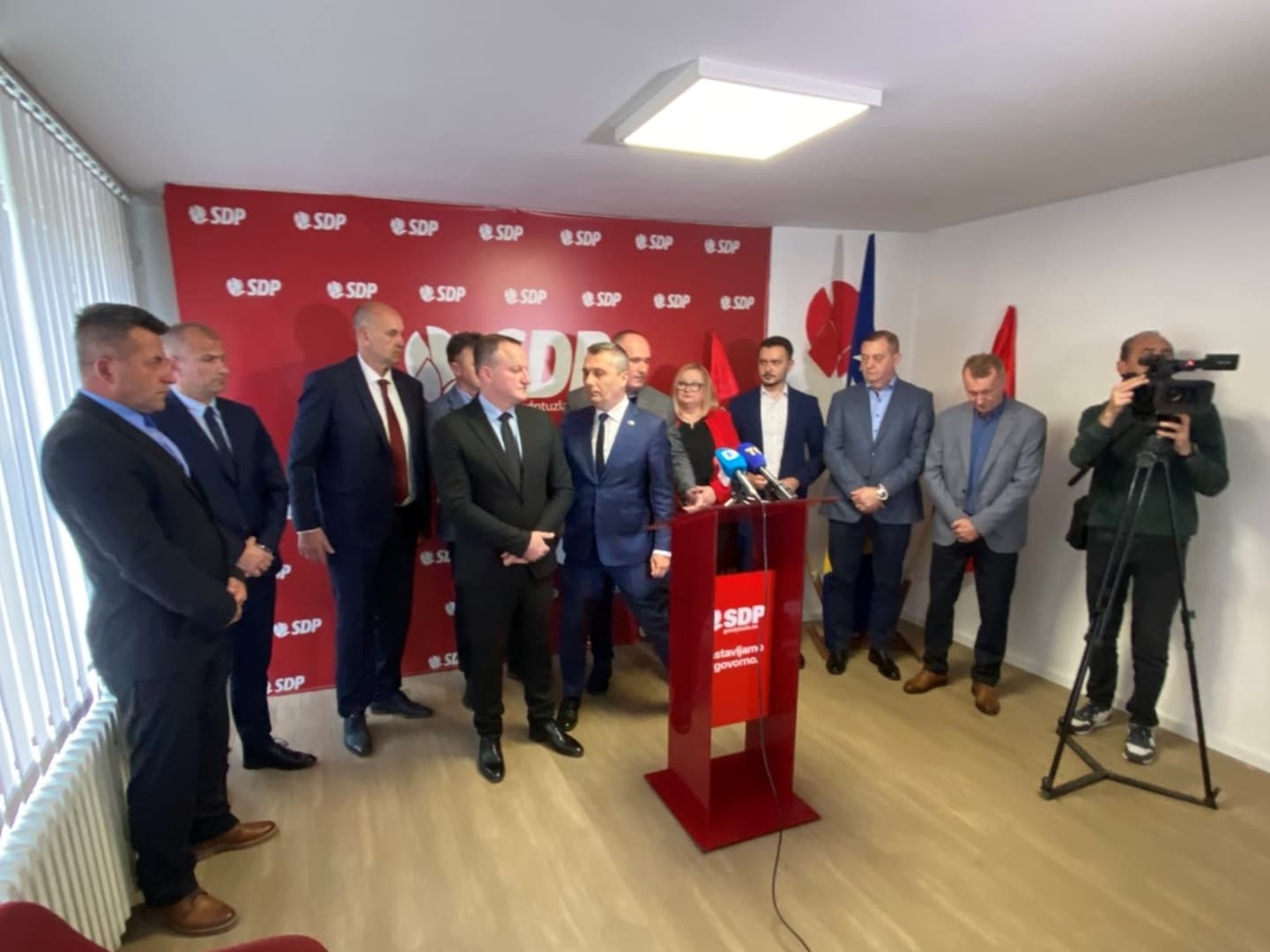 Načelnik Čelića Admir Hrustanović i sedam vijećnika SBiH prešli u SDP - slika 1