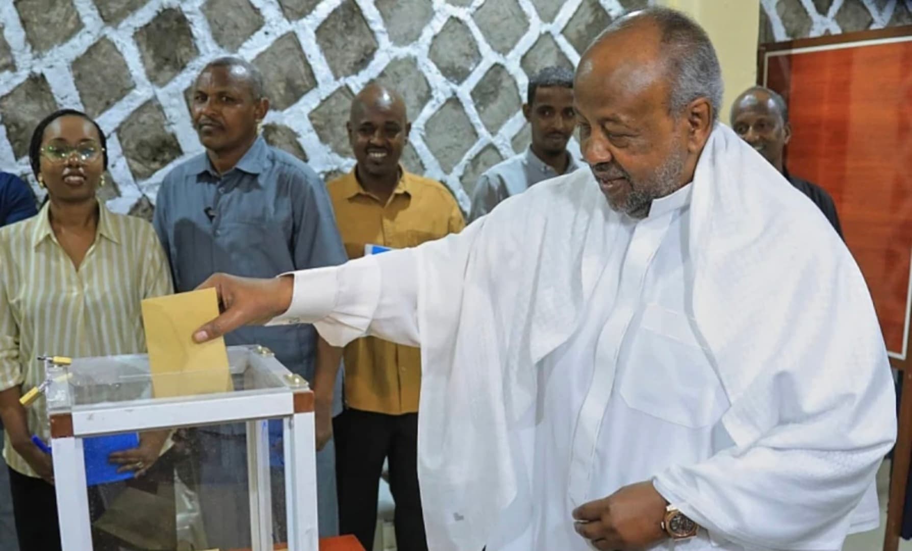 "Sve regularno": Predsjednik Džibutija dobio čak 97,8 posto glasova na izborima - slika 1