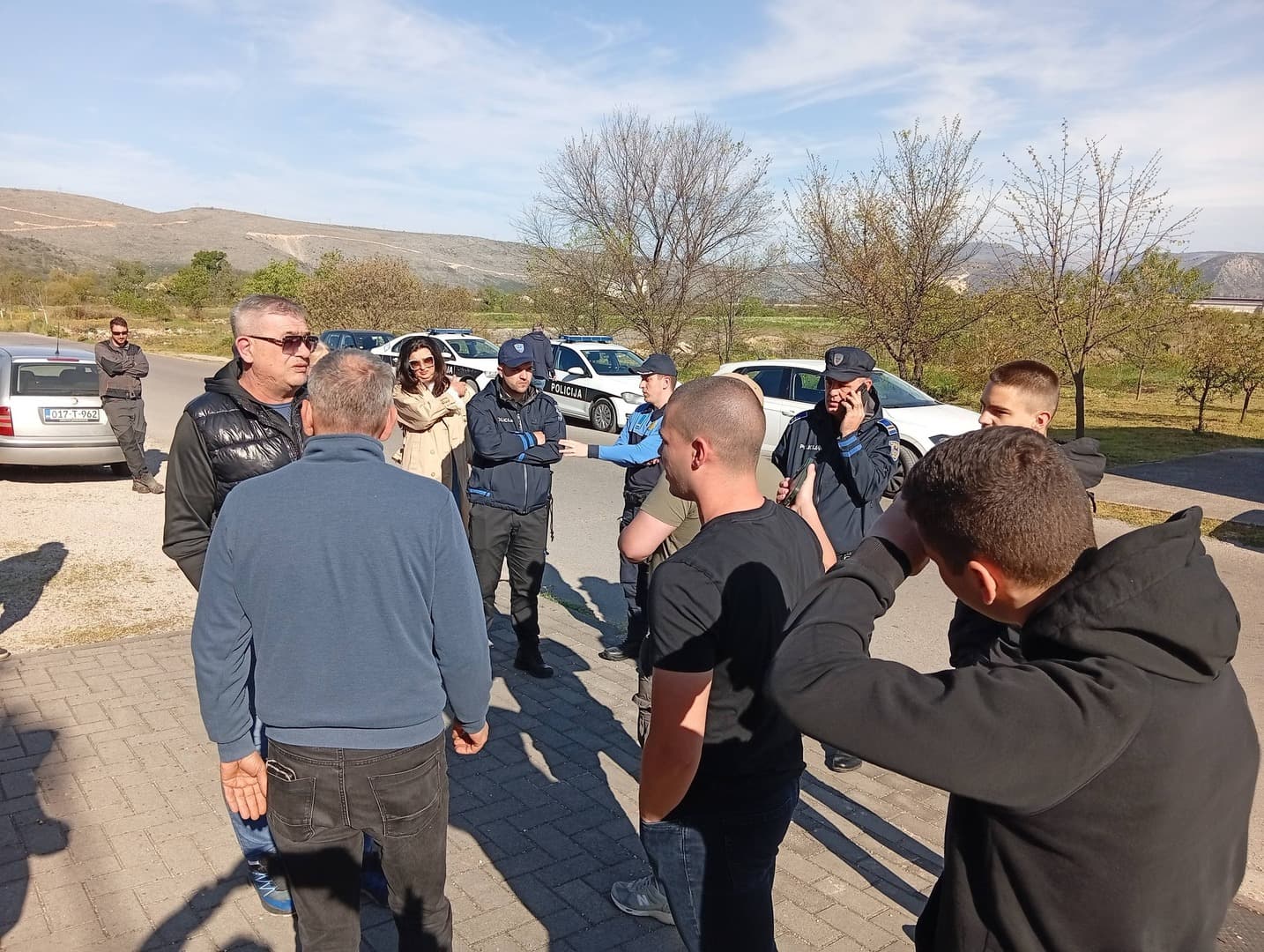 Kajan traži odgovornost zbog dešavanja u Mostaru - slika 9