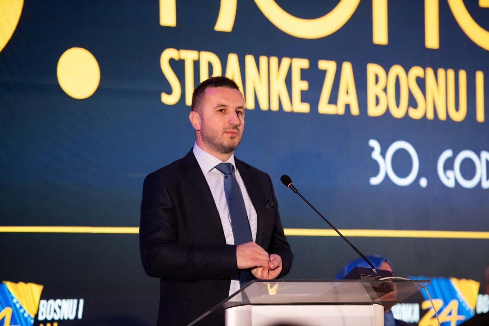Stranka za BiH obilježila 30 godina: Efendić ostaje na čelu stranke - slika 1