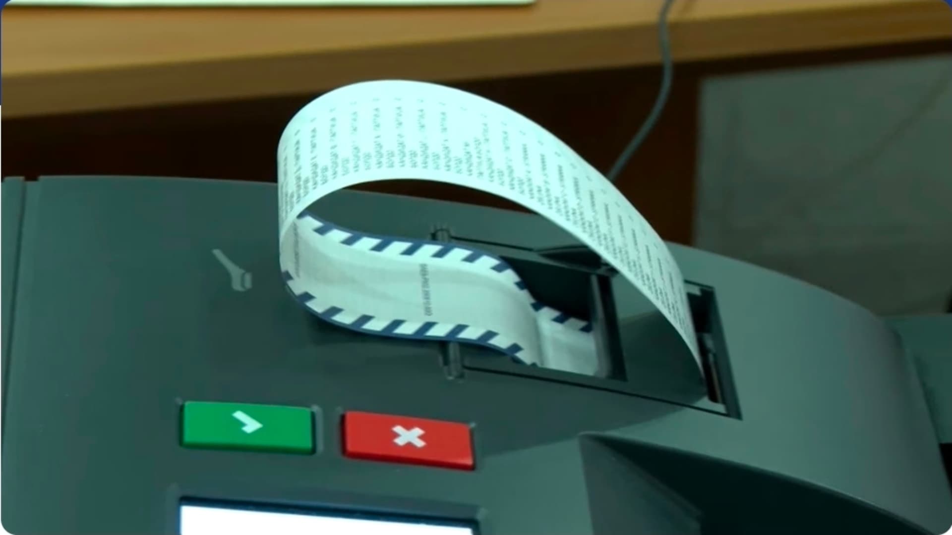 Manje od pola godine do izbora u BiH, a nabavka izborne tehnologije ponovno zakočena - slika 1