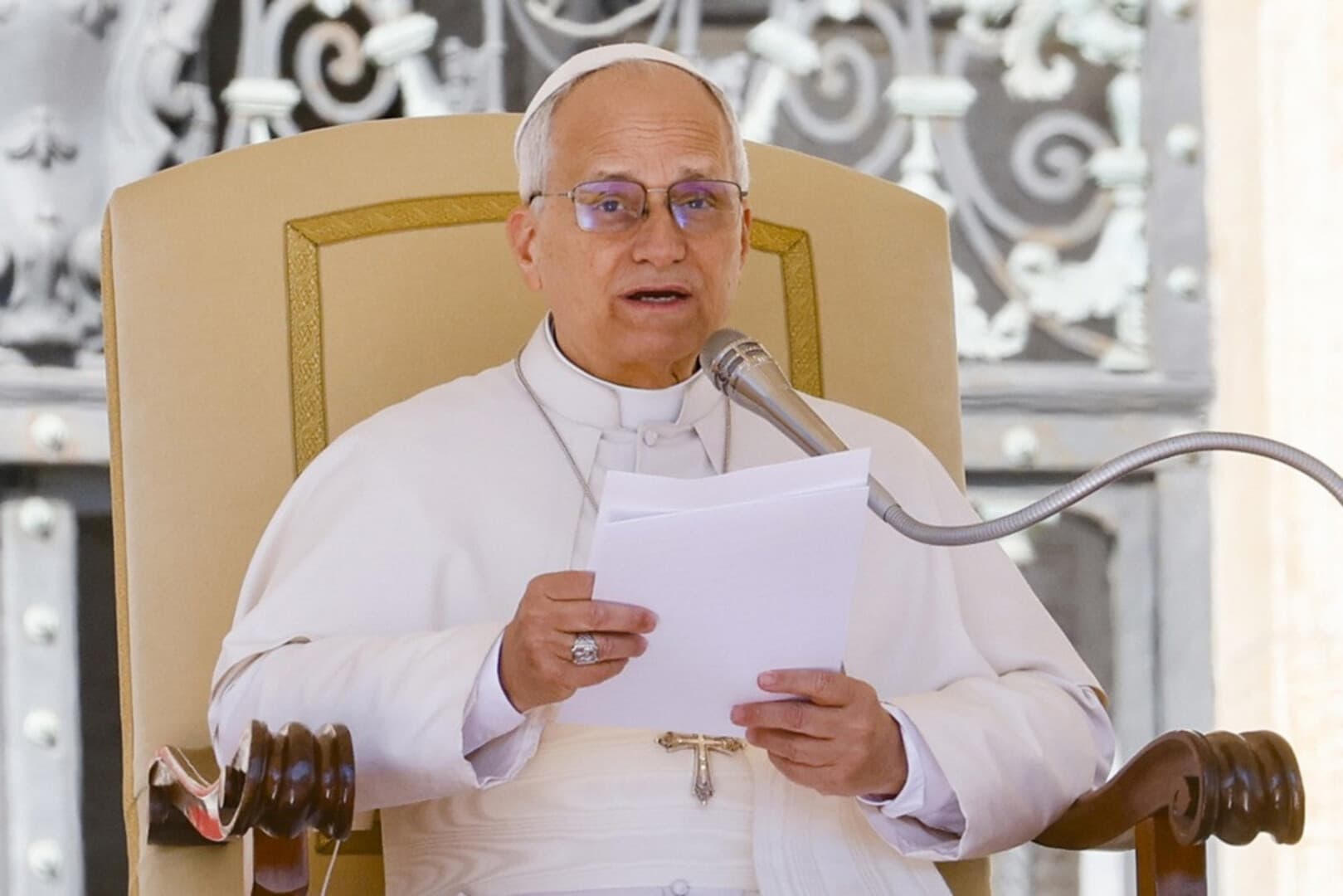 Vatikan uzvratio Trumpu: Papa govori jezikom koji ne podliježe sili - slika 1