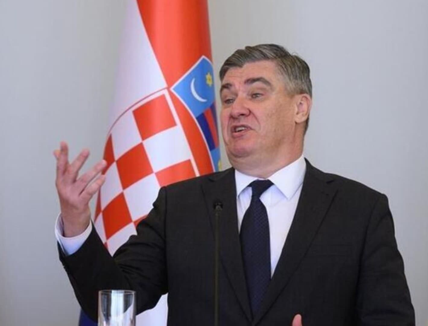 Milanović: Hrvatska ne misli napadati tenkovima Srbiju - slika 1