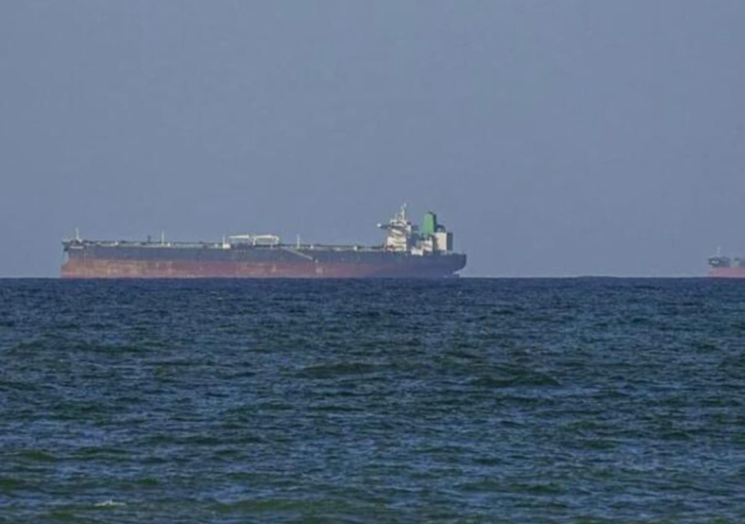 Prvi tanker pod američkim sankcijama uspješno prošao Hormuzom - slika 1