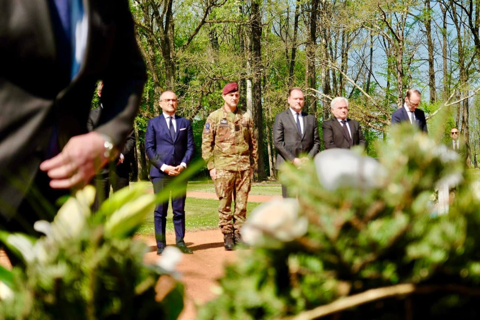 Soreca odao počast žrtvama u Donjoj Gradini: Ne smijemo zaboraviti zločine fašizma - slika 2