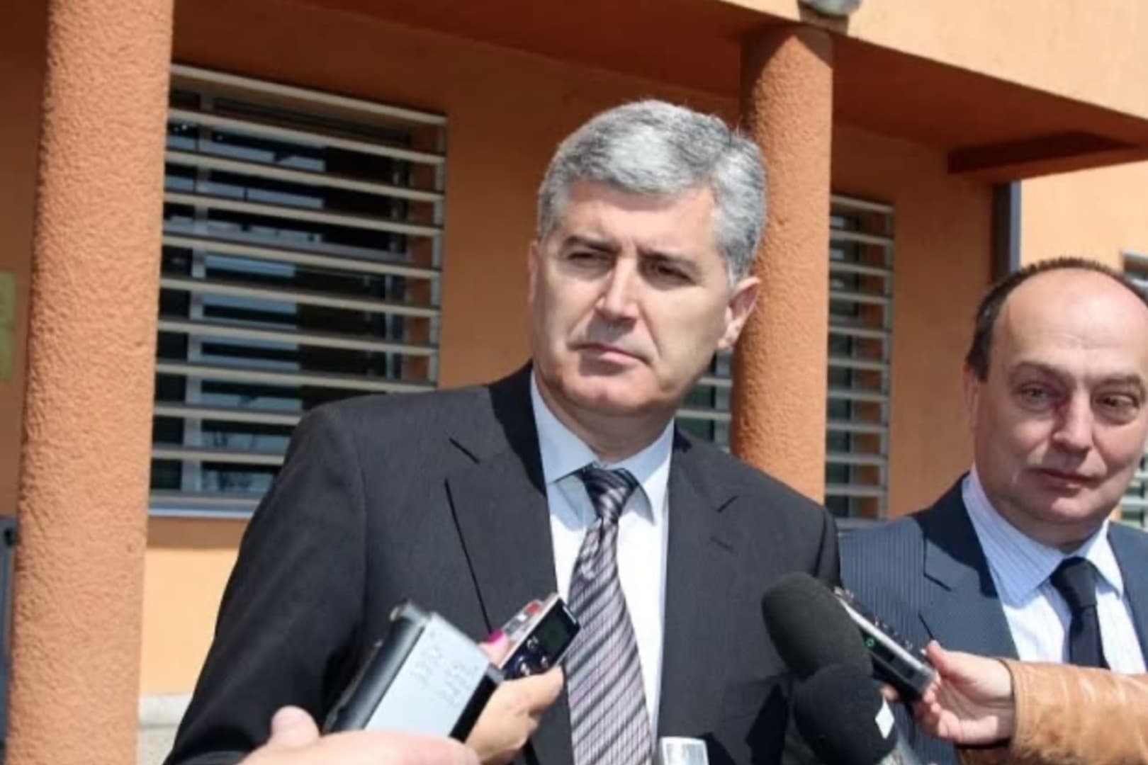 Čović i Bičakčić spremaju političku eutanaziju Bošnjaka - slika 1