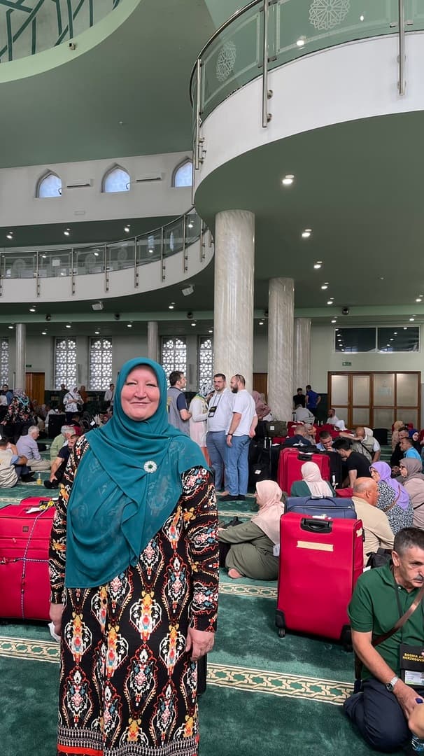 Nazin treći hadž: Idem za supruga Halida. Vječno ću ga voljeti - slika 1