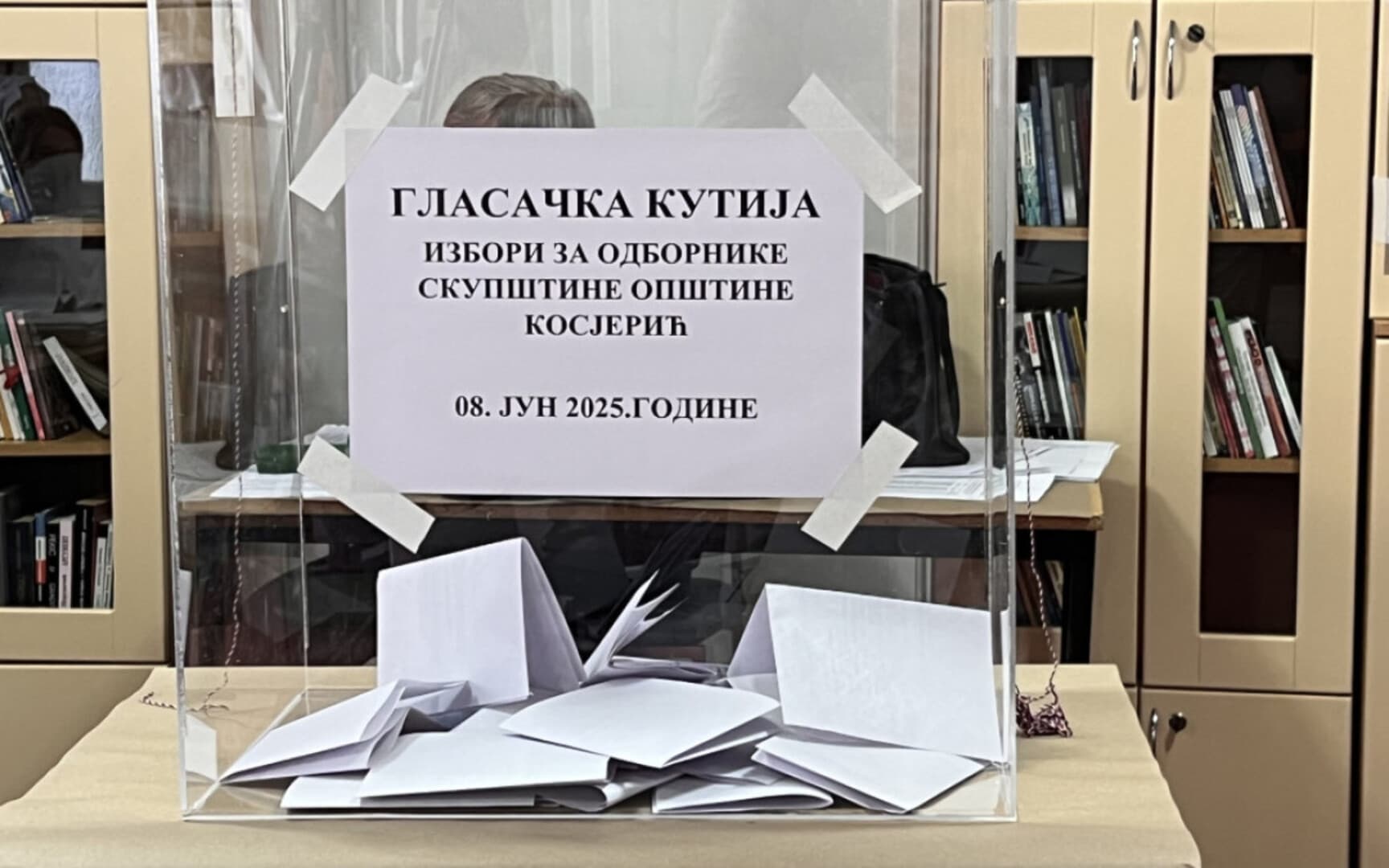 Vučić proglasio "trijumf” u Kosjeriću. Ali pad je upadljiv! - slika 1