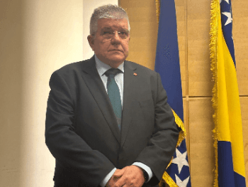 Kad Mioković "analizira": Sam pao, sam se ubio, a kriva mu opozicija